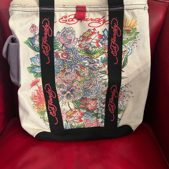 SOLD.  Ed Hardy Tote bag - Picture 5 of 16